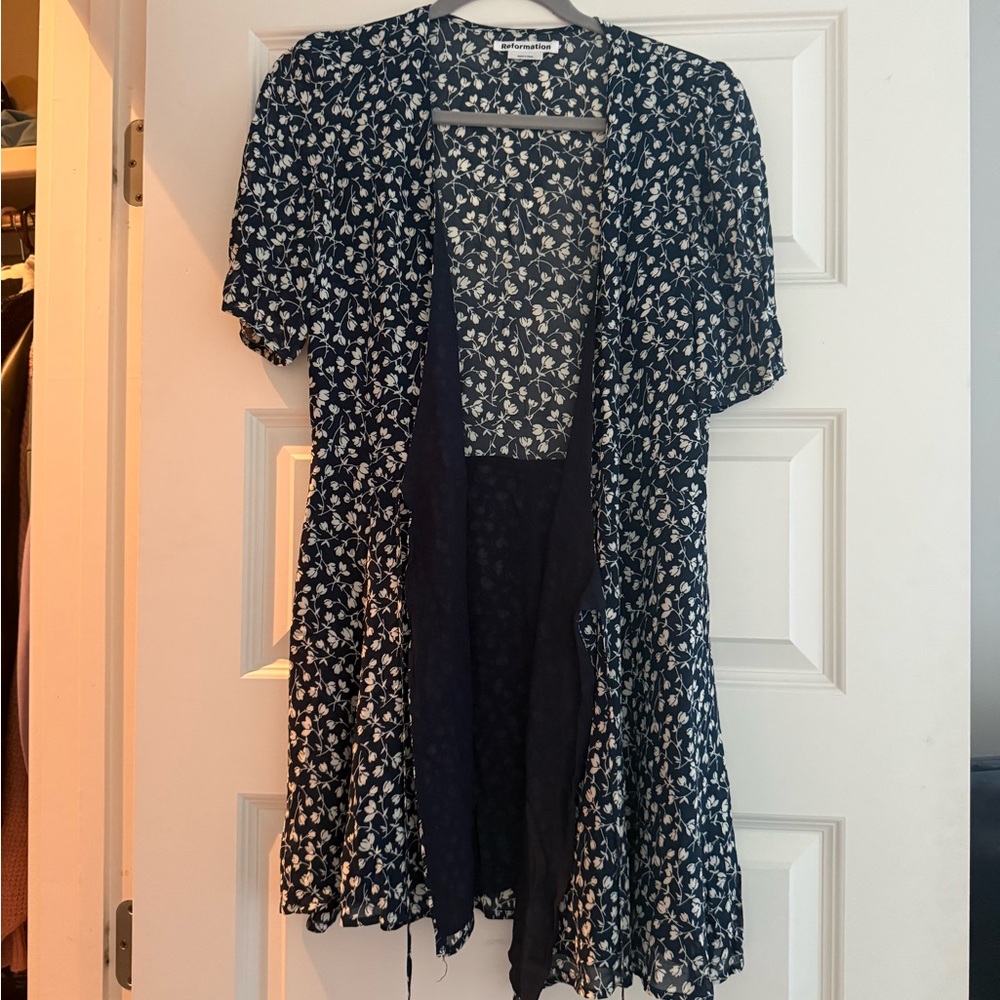 Reformation Navy and White Floral Tie dress